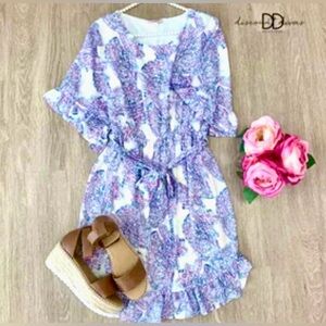 Beautiful Andree by unit adorable paisley dress size Medium  NWOT